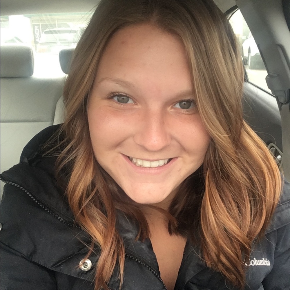 Meet your Posher, Kelly